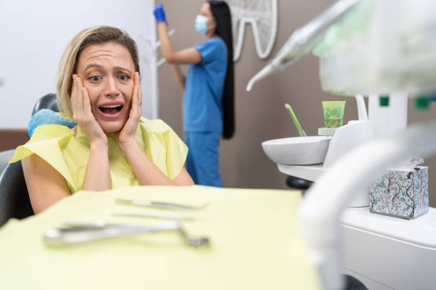 Best Emergency Gum Treatment in Oak Park, MI
